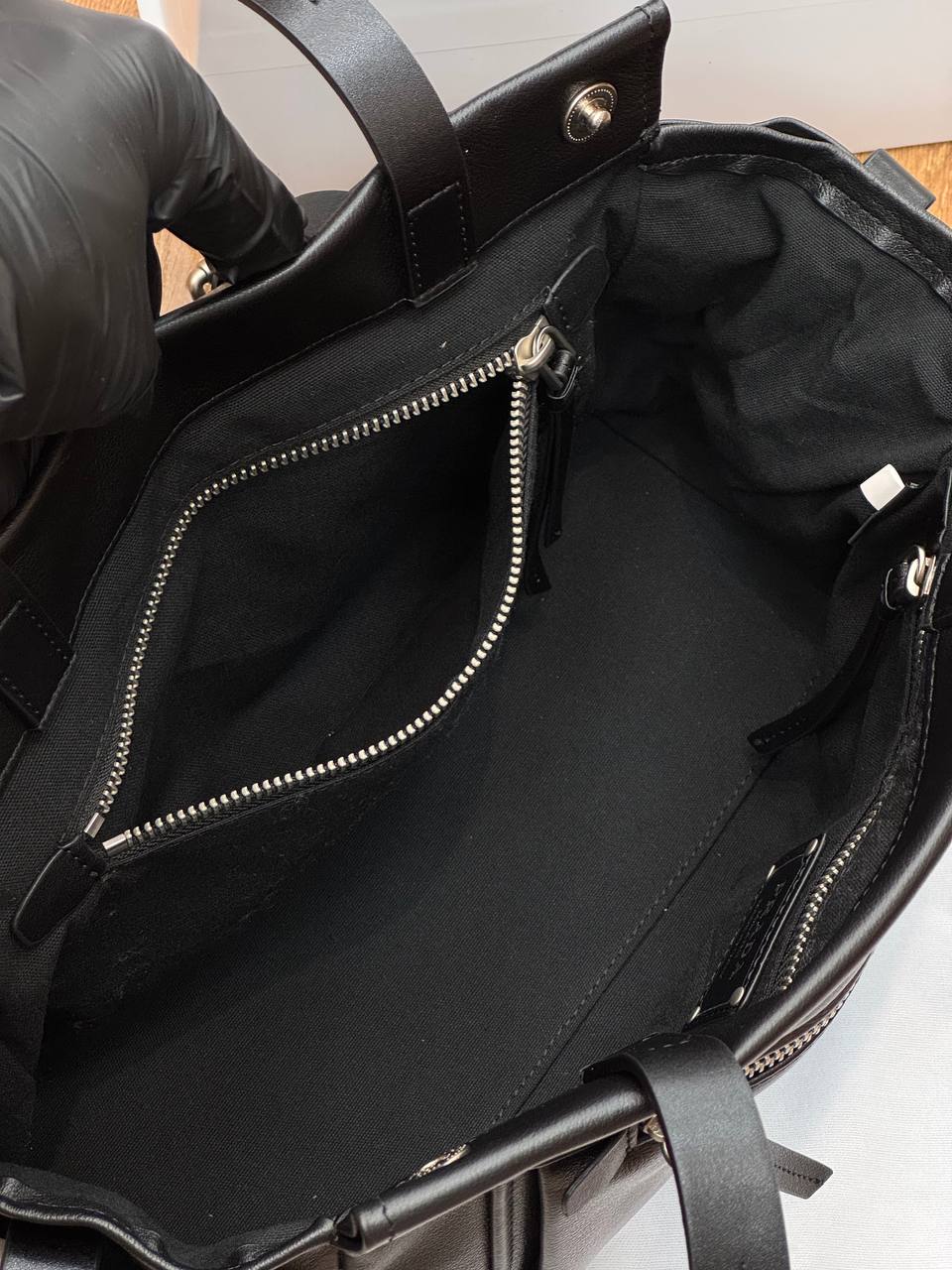 Сумка Prada Route Bag 30/20 см чёрная фото 7 Сумка Prada Route Bag 30/20 см чёрная - фото 7