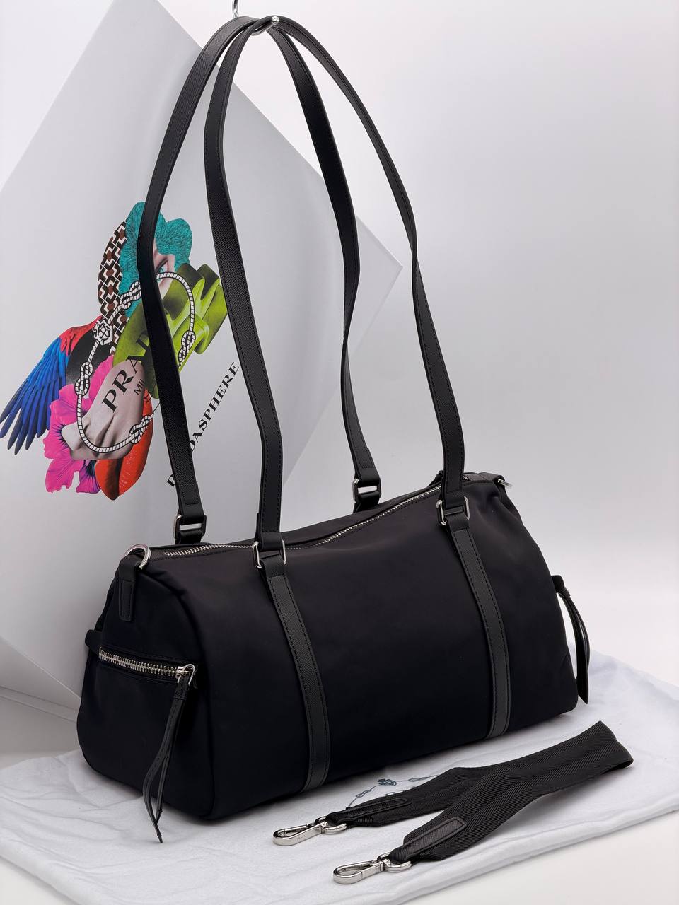 Сумка Prada Re-Edition 2005 Re-Nylon 32/16 sm Black фото 2 Сумка Prada Re-Edition 2005 Re-Nylon 32/16 sm Black - фото 2