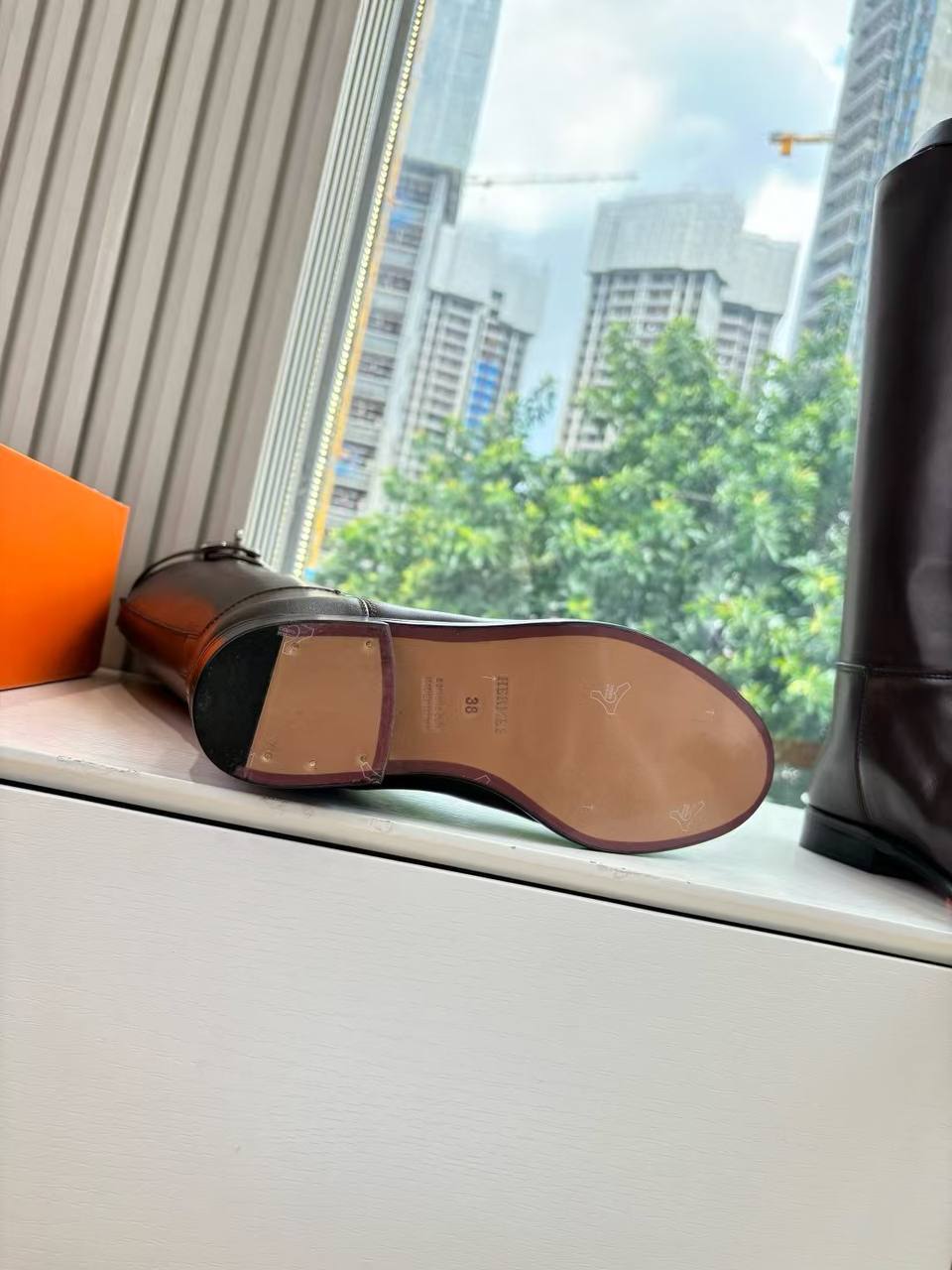 Сапоги осенние женские Hermes Jumping Boot H251353Z Premium Brown фото 4 Сапоги осенние женские Hermes Jumping Boot H251353Z Premium Brown - фото 4